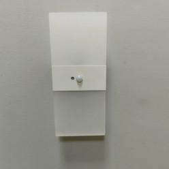 Светодиодный накладной светильник с датчиком движения Style White